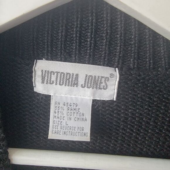 Victoria Jones women's beaded Mock Neck Tunic sweater size L long sleeve - Picture 7 of 7